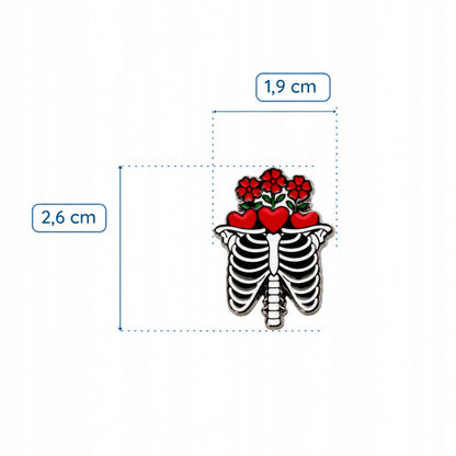 Szkielet żebra z czerwonymi sercami i kwiatami anatomia gotycka