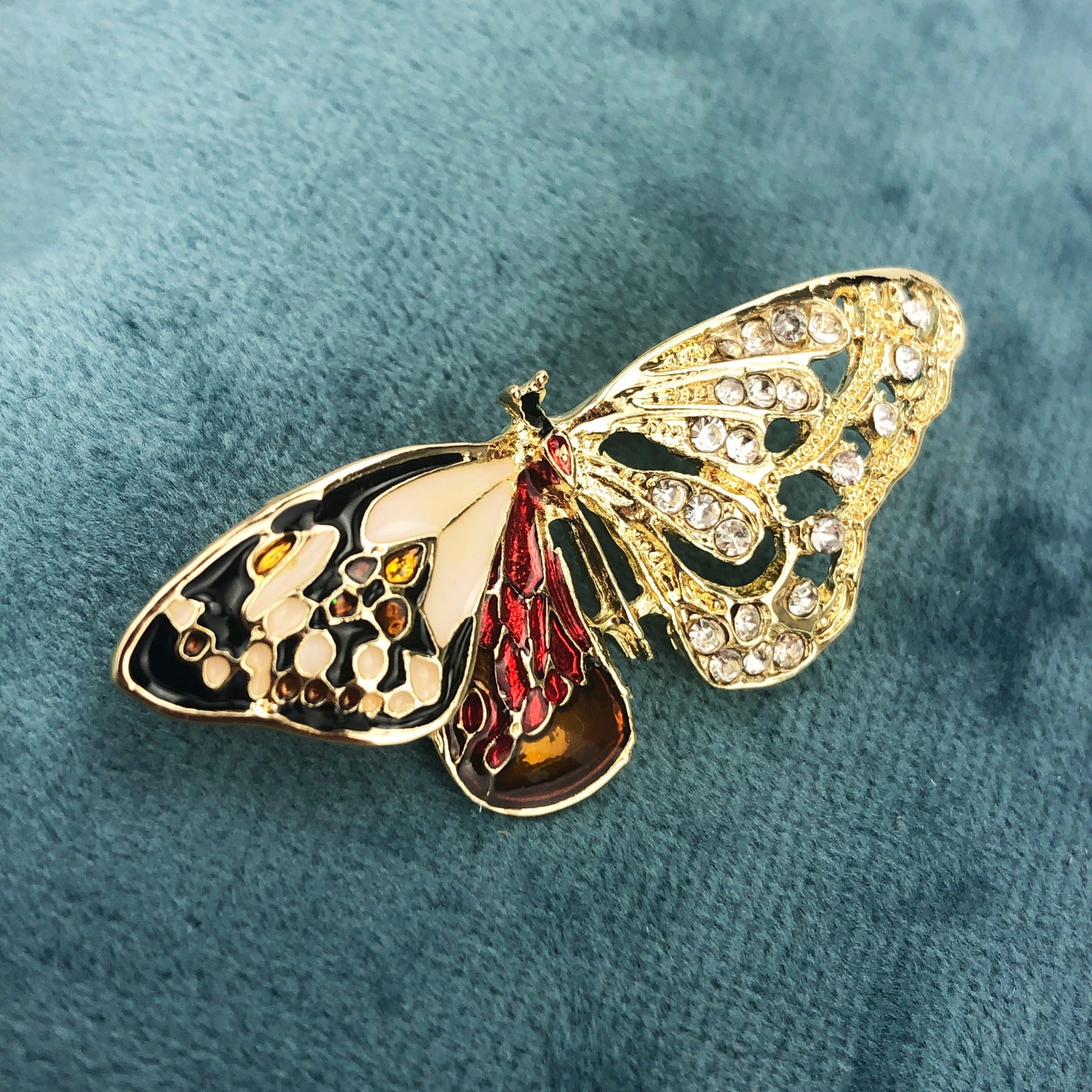 Złoty motyl broszka z cyrkoniami